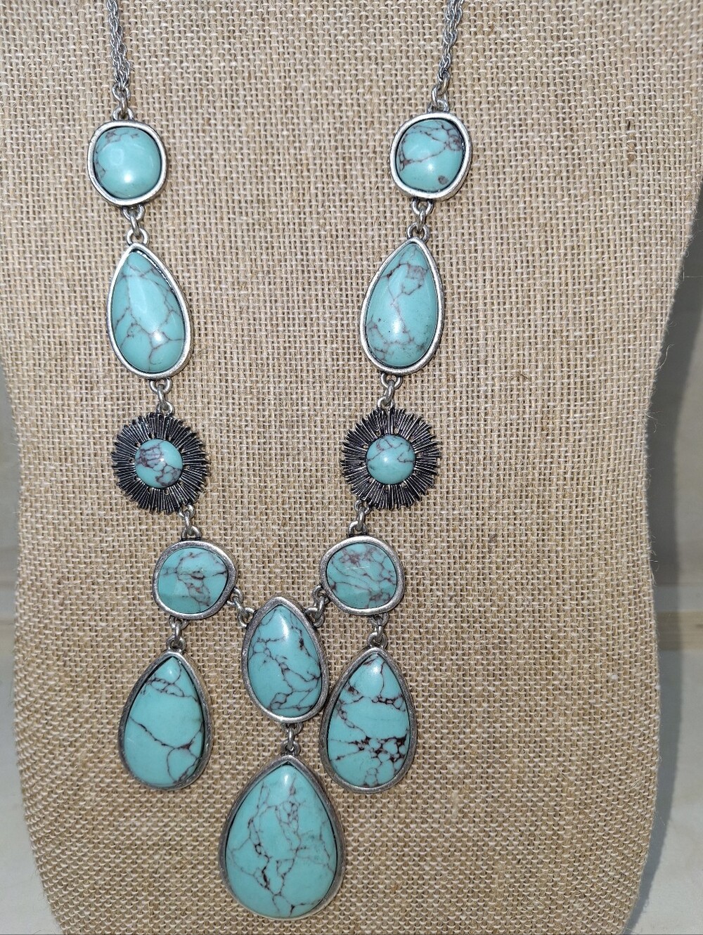 This is a Lucky Brand statement necklace